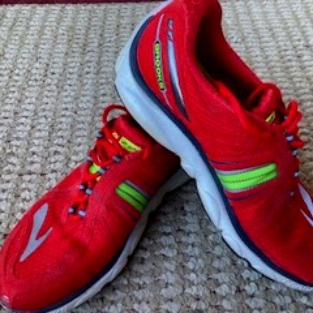 Brooks Running Shoes, Men's size 8.5